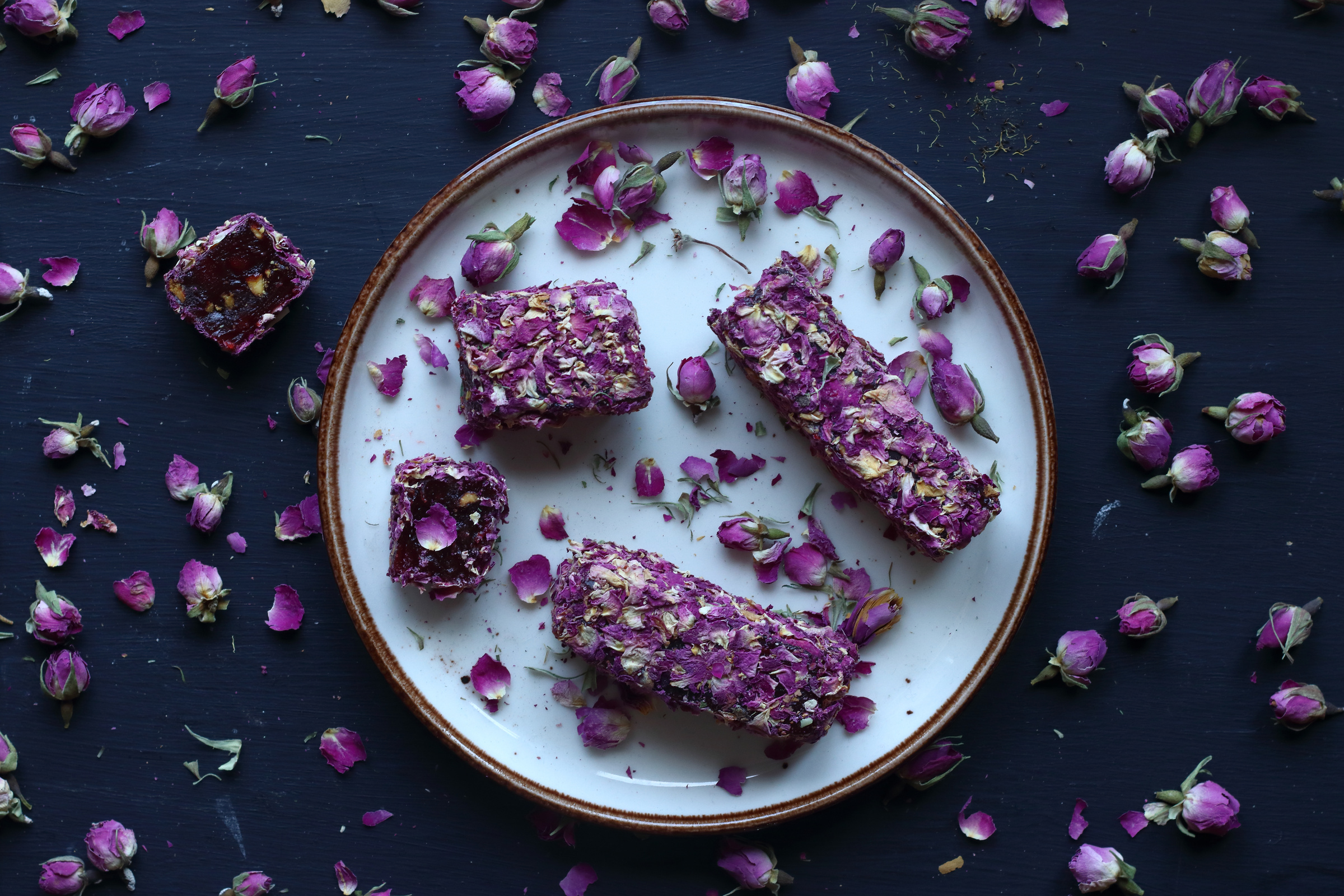 Turkish delight with rose leaves, Rose flavored Turkish delight